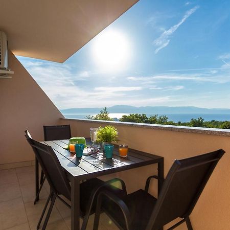 Apartments Didi Омишаль Экстерьер фото