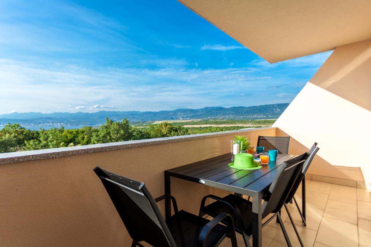 Apartments Didi Омишаль Экстерьер фото