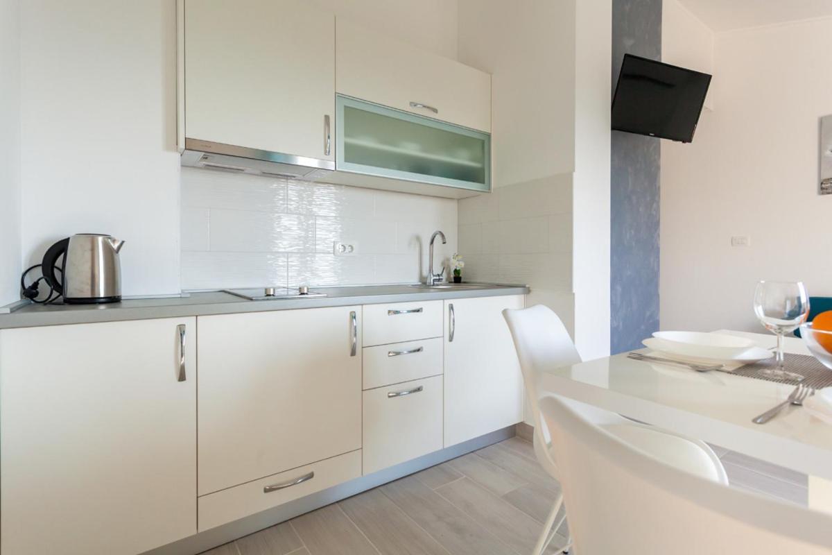 Apartments Didi Омишаль Экстерьер фото